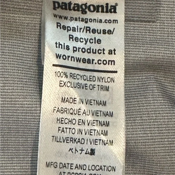 Patagonia Women’s Torrentshell H2NO jacket Black Large - Picture 12 of 14